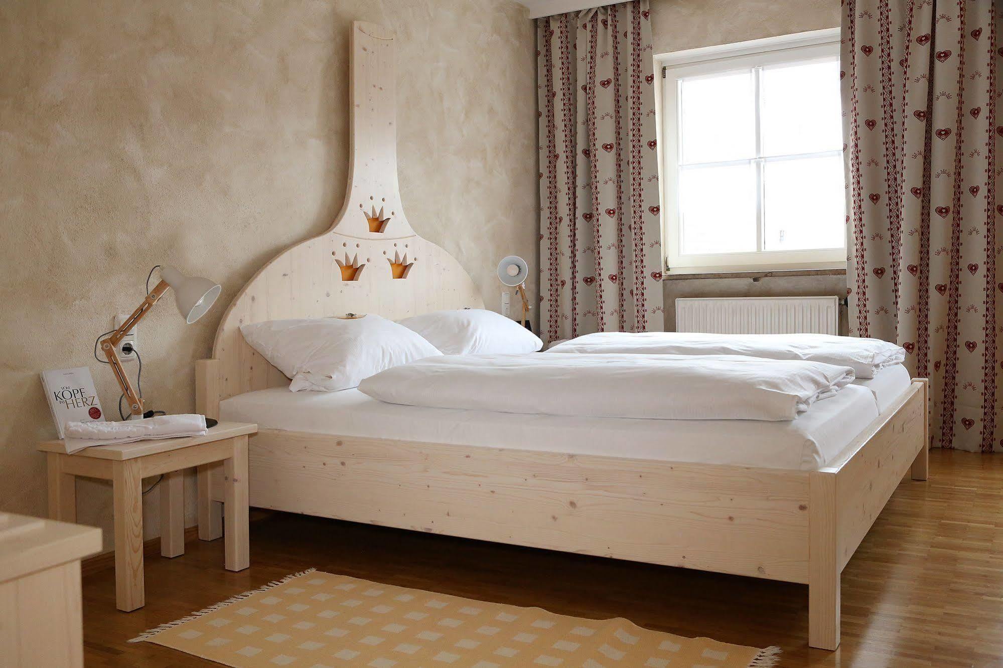 Hotel & Brauereigasthof Drei Kronen เมมเมลส์ดอร์ฟ ภายนอก รูปภาพ